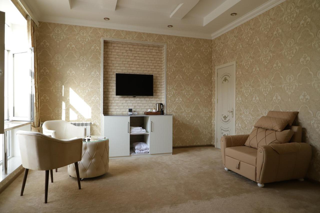 Euro Hotel กูบา ภายนอก รูปภาพ