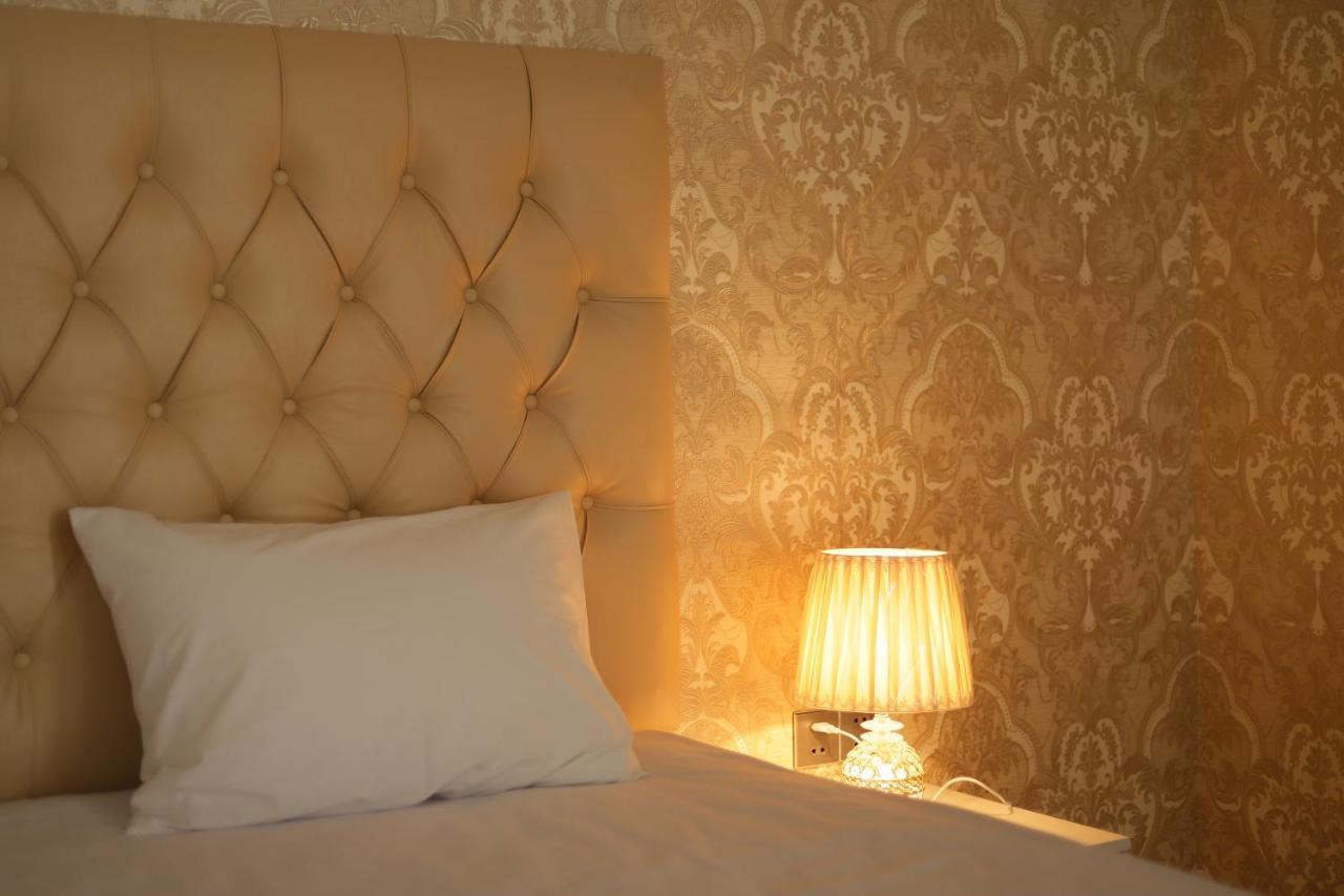 Euro Hotel กูบา ภายนอก รูปภาพ